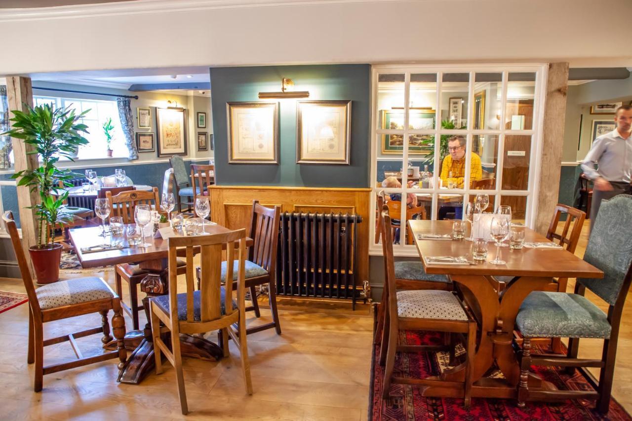 The Bell - Brunning And Price Hotel Alderminster Exterior photo